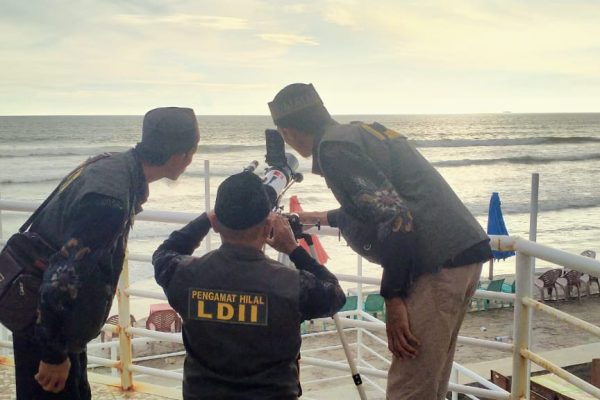 Tim Rukyat Hilal DPW LDII Prov Bengkulu Ikuti Pantau Hilal di Pantai Panjang Kota Bengkulu