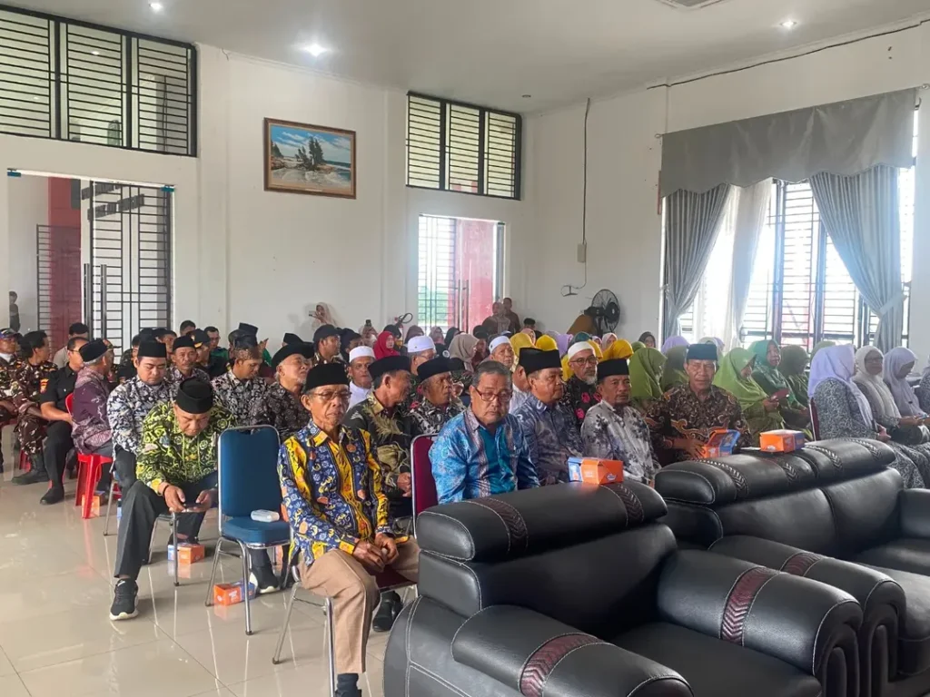 DPD LDII Bengkulu Tengah Hadiri Sosialisasi Literasi Keuangan Digital dan Pembiayaan Syariah pemkab bengkulu tengah tingkatkan literasi keuangan digital melalui edukasi perbankan bagi orga (1)